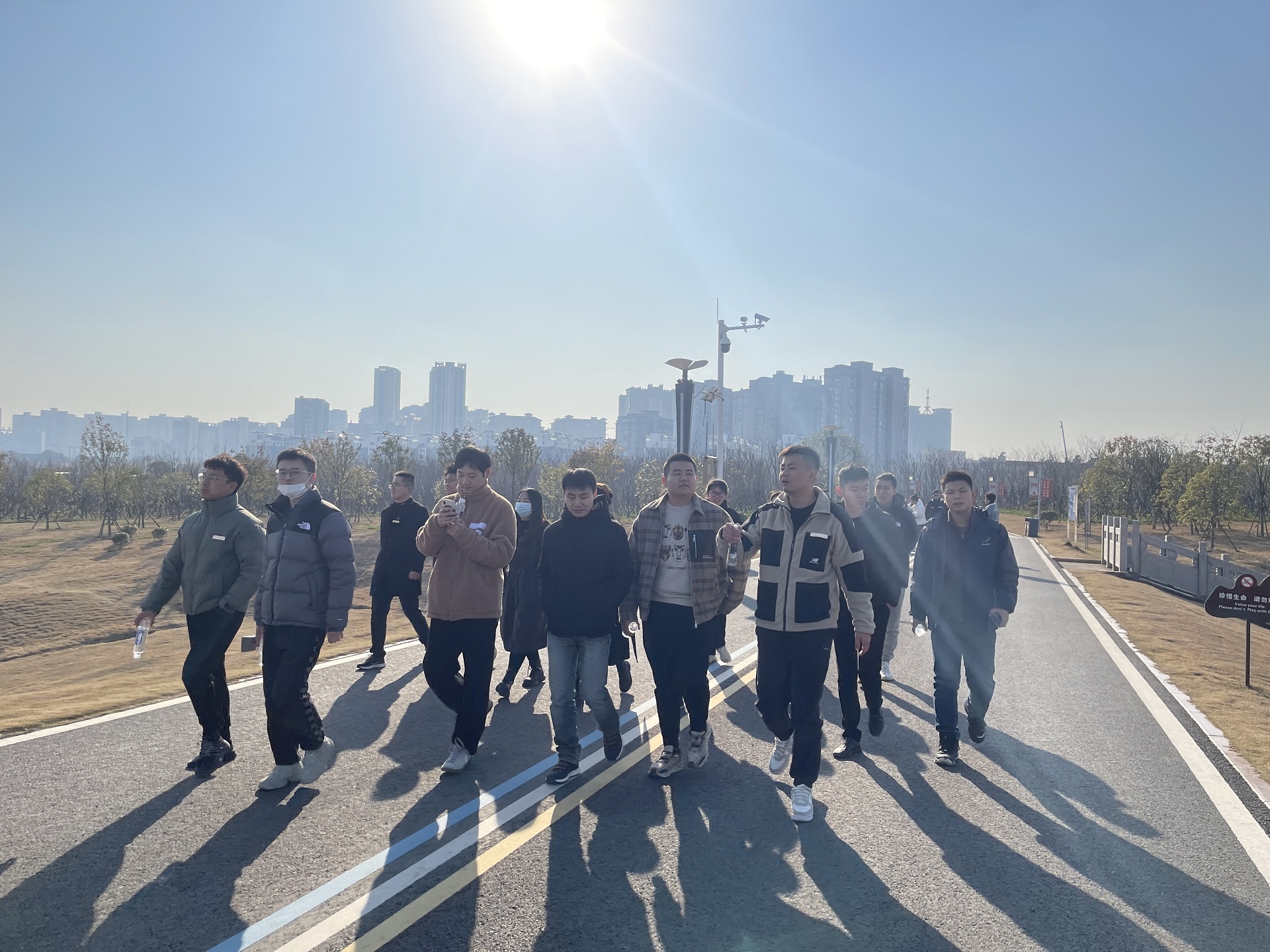 3a8e3743f5f21709f9e143f89bed4328.jpg 2.jpg